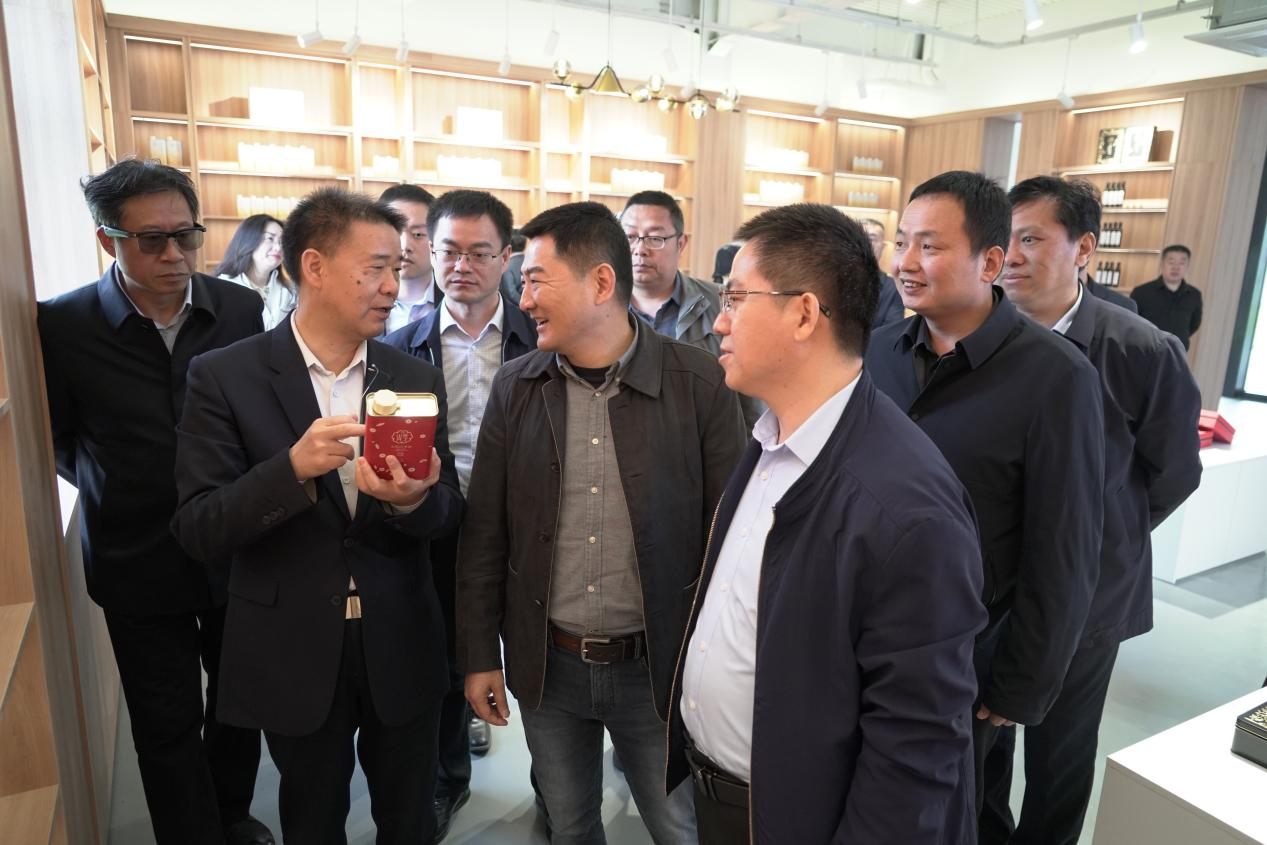 中林集团党委委员、副总经理李留彬到金源油茶考察:聚焦油茶产业一二三产融合发展
